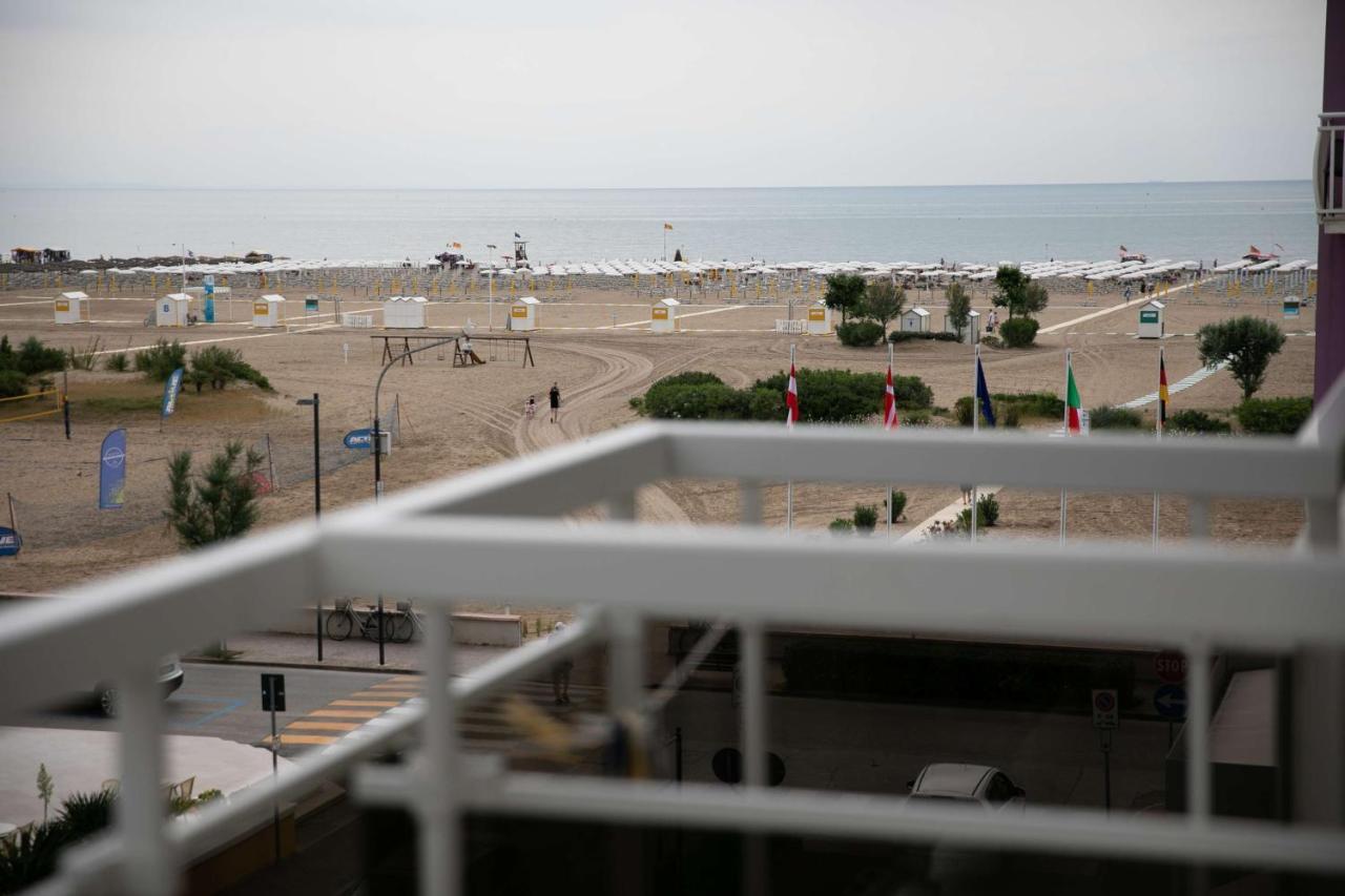 Hotel Benvenuto Caorle Exterior photo