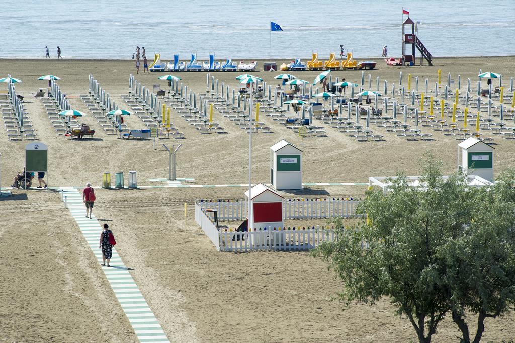 Hotel Benvenuto Caorle Exterior photo